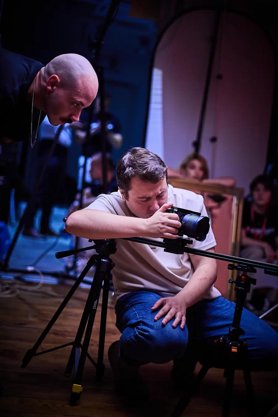 Operator la filmarea unui reel
